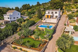 Thumbnail von Mediterrane Villa mit Pool und Panorama-Meerblick, Region Sibenik