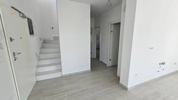 Thumbnail von Modernes Penthouse mit Dachterrasse und Meerblick