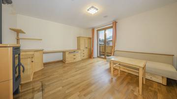 Thumbnail von Hochwertige Dachgeschosswohnung mit schönem Ausblick in Ruhelage