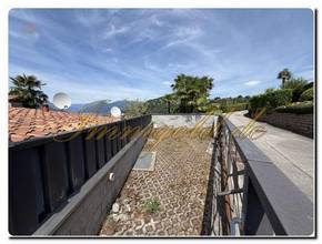 Thumbnail von Modern renoviertes, exklusives, ebenerdiges Einfamilienhaus mit traumhaftem Seeblick in sonniger Ruhelage