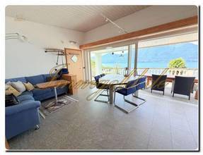 Thumbnail von Modern renoviertes, exklusives, ebenerdiges Einfamilienhaus mit traumhaftem Seeblick in sonniger Ruhelage