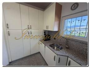 Thumbnail von Modern renoviertes, exklusives, ebenerdiges Einfamilienhaus mit traumhaftem Seeblick in sonniger Ruhelage
