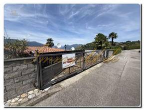 Thumbnail von Modern renoviertes, exklusives, ebenerdiges Einfamilienhaus mit traumhaftem Seeblick in sonniger Ruhelage