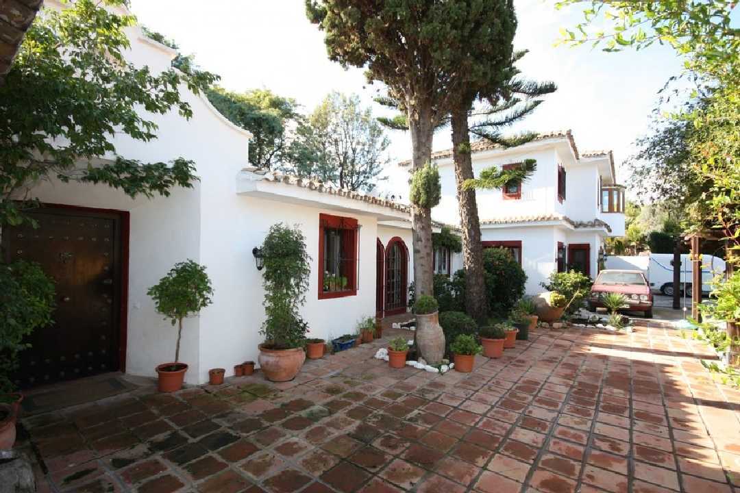 Luxus-Villa in Guadalmina Alta R1985193 