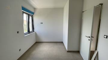 Thumbnail von Moderne Doppelhaushälften als Neubau mit Swimmingpool, Garten und Stellplätzen