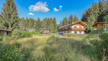 Thumbnail von Grundstück mit Baugenehmigung für ein exklusives Chalet