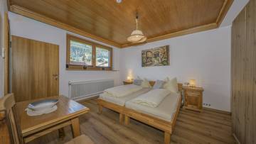 Thumbnail von Einfamilienhaus mit Privatzimmervermietung