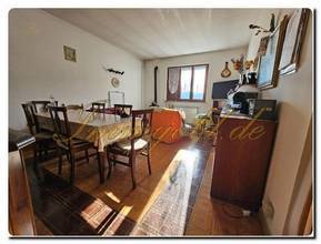 Thumbnail von Exklusiv bei Immogold®: Freistehendes Landhaus mit traumhaftem Panoramablick über der Langhe