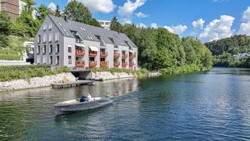 Letztes verfügbares Luxus-Penthouse mit Bootsgarage am Traunsee