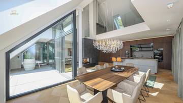 Thumbnail von Letztes verfügbares Luxus-Penthouse mit Bootsgarage am Traunsee