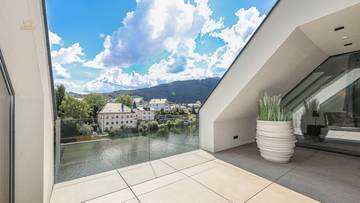 Thumbnail von Letztes verfügbares Luxus-Penthouse mit Bootsgarage am Traunsee