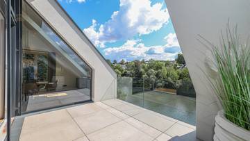 Thumbnail von Letztes verfügbares Luxus-Penthouse mit Bootsgarage am Traunsee