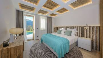 Thumbnail von Einzigartige Luxusvilla in unverbaubarer Toplage
