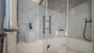 Thumbnail von Einzigartige Luxusvilla in unverbaubarer Toplage