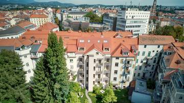 Thumbnail von Stadthaus in Opernnähe mit Baugenehmigung für 9 exklusive Wohnungen