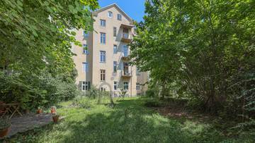 Thumbnail von Stadthaus in Opernnähe mit Baugenehmigung für 9 exklusive Wohnungen