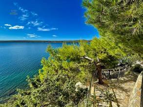 Thumbnail von Villa in erster Meereslinie mit Bootsanleger und Panoramablick