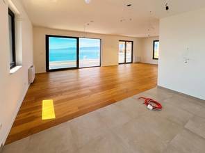 Thumbnail von Luxuswohnung in erster Reihe am Meer mit Panoramablick