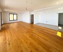 Thumbnail von Luxuswohnung in erster Reihe am Meer mit Panoramablick