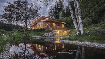 Thumbnail von Einzigartiges Anwesen in Toplage mit Blick auf den Schwarzsee