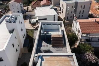Thumbnail von Neues Appartement mit Pool und Dachterrasse