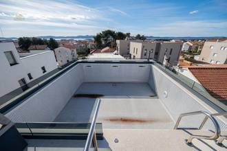Thumbnail von Neues Appartement mit Pool und Dachterrasse