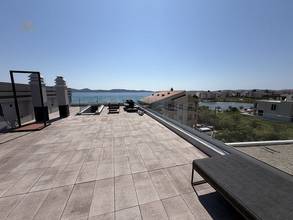 Thumbnail von Luxus-Penthouse mit Jacuzzi und Meerblick, ca. 50 Meter zum Strand