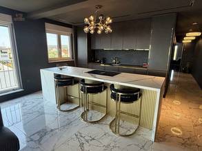Thumbnail von Luxus-Penthouse mit Jacuzzi und Meerblick, ca. 50 Meter zum Strand