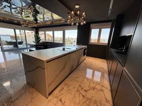 Thumbnail von Luxus-Penthouse mit Jacuzzi und Meerblick, ca. 50 Meter zum Strand