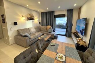 Thumbnail von Luxuriöses Penthouse mit großer Dachterrasse und Panorama-Meerblick