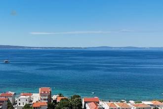 Thumbnail von Haus mit Swimmingpool und Meerblick in Strandnähe