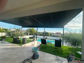 Thumbnail von Modernes Neubauhaus mit Swimmingpool und Meerblick