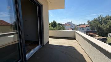 Thumbnail von Neubauwohnung auf zwei Etagen mit Dachterrasse und Meerblick