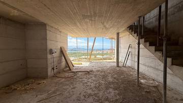 Thumbnail von Neubau-Reihenhaus mit Pool, Meerblick und Garten