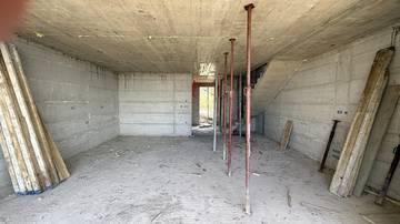 Thumbnail von Neubau-Reihenhaus mit Pool, Meerblick und Garten