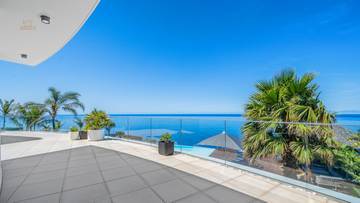 Thumbnail von Villa Felicidade – moderne Architektur mit Atlantikblick