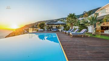 Thumbnail von Villa Felicidade – moderne Architektur mit Atlantikblick