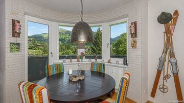 Thumbnail von Dachgeschosswohnung mit Turmzimmer und Panorama-Ausblick