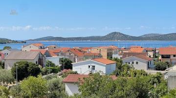 Thumbnail von Neubau: Zwei einzeln erhältliche Wohnungen mit Meerblick und Terrasse