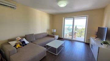 Thumbnail von Möblierte Wohnung mit Meerblick, Balkon und Terrasse