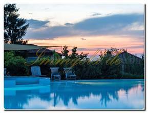 Thumbnail von Charmantes Haus in einem malerischen Steindorf mit Pool, Terrasse, Holzofen und Panoramablick