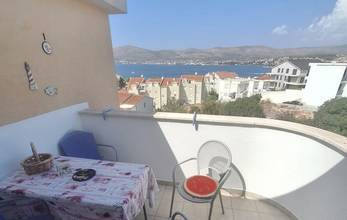 Thumbnail von Möblierte Wohnung mit Meerblick und Balkon in oberster Etage