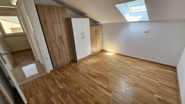 Thumbnail von Wohnung im Dachgeschoss mit schönem Blick auf das Meer