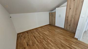 Thumbnail von Wohnung im Dachgeschoss mit schönem Blick auf das Meer