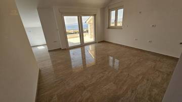 Thumbnail von Wohnung im Dachgeschoss mit schönem Blick auf das Meer