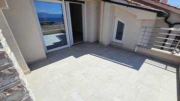 Thumbnail von Wohnung im Dachgeschoss mit schönem Blick auf das Meer