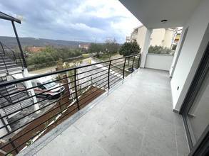 Thumbnail von Neubauwohnung mit überdachter Terrasse und Meerblick in ruhiger Lage