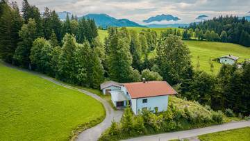 Thumbnail von Alpiner Rückzugsort mit Freizeitwohnsitz und beeindruckendem Kaiserblick