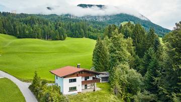 Thumbnail von Alpiner Rückzugsort mit Freizeitwohnsitz und beeindruckendem Kaiserblick