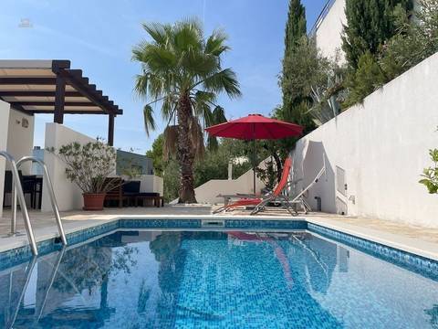 Wohnung mit Meerblick, Gemeinschaftspool und Garten